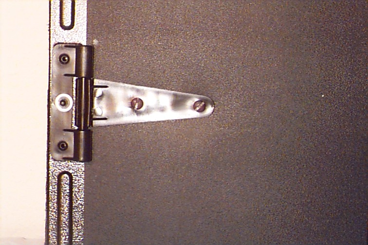 Oversized self-lubricating hinges will<br>NEVER rust or corrode.